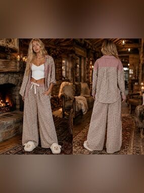 NWOT Cozy Cabin Pajama Set